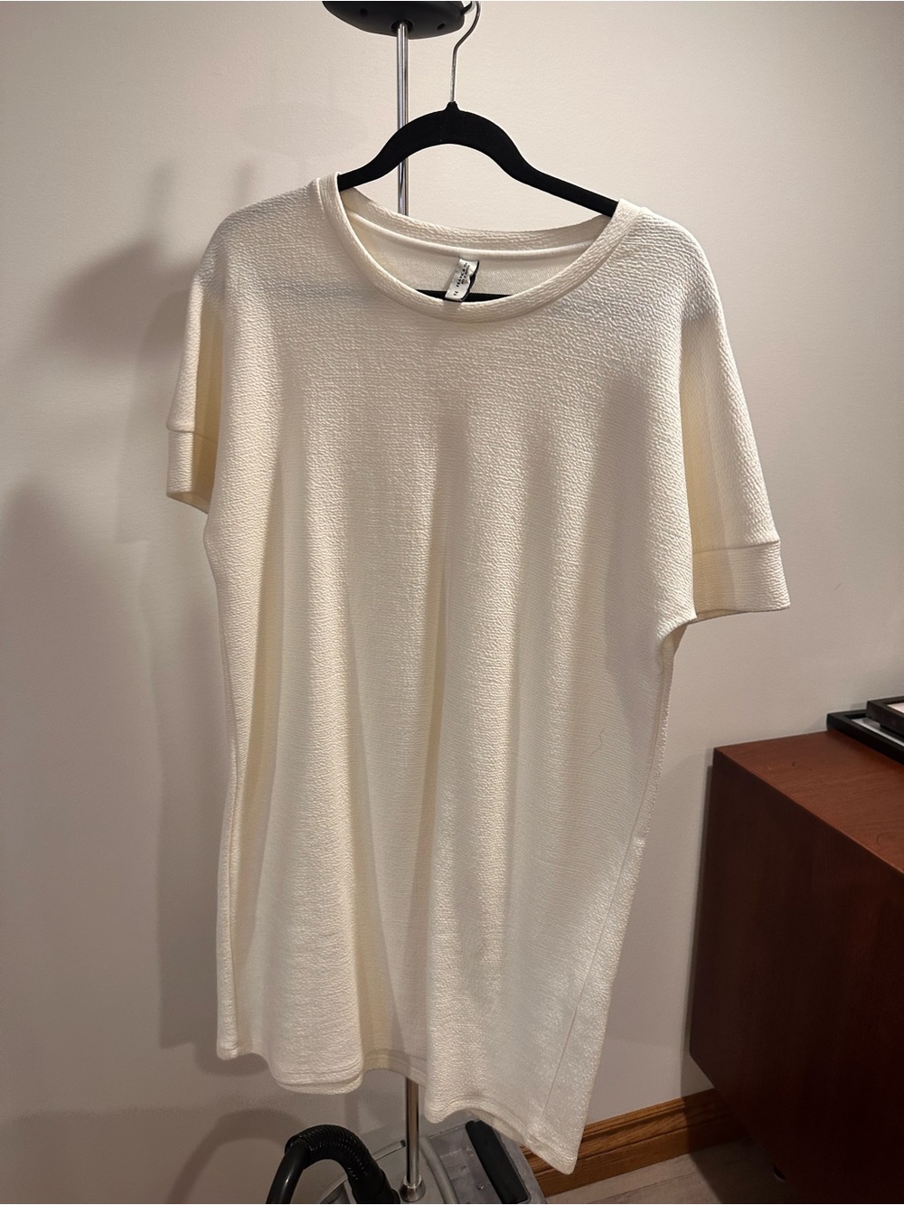 Frank & Oak Cream Textured Short Sleeve Tshirt Dress